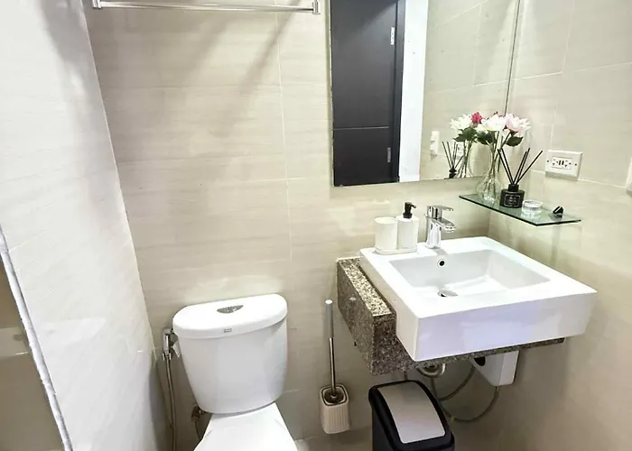 Aura Zen Condotel *